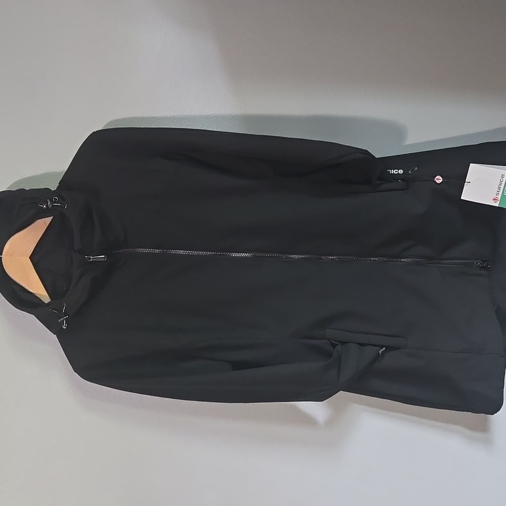 Sunice Black Softshell Jacket In Size Large - Picture 2 of 11